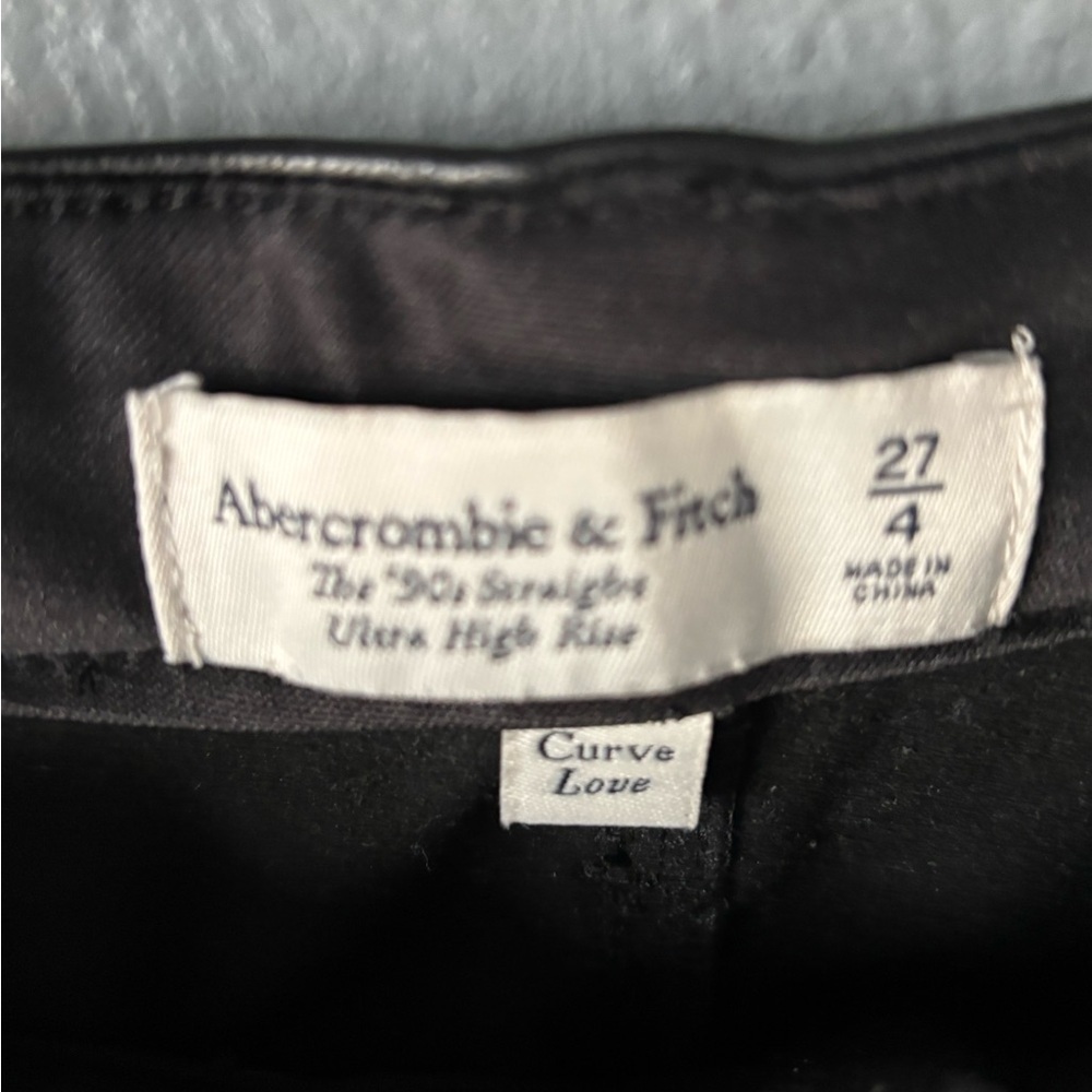 Abercrombie&Fitch 90s Straight Ultra High Rise Curve Love Faux Leather Pants  29 - Picture 12 of 12